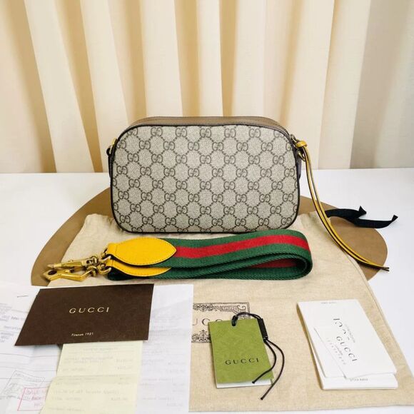 Gucci Women Pre-Loved Bag Very Good Condition - Picture 2 of 4